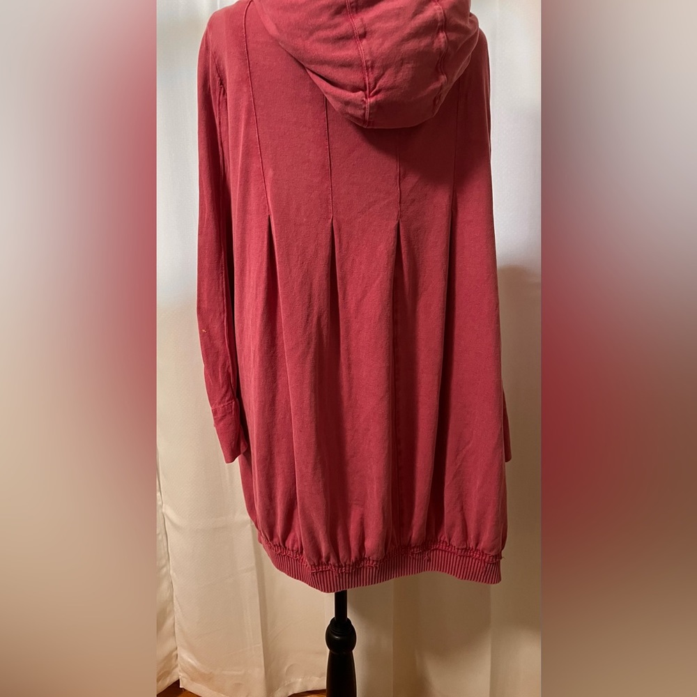 Women's jacket - Picture 2 of 4